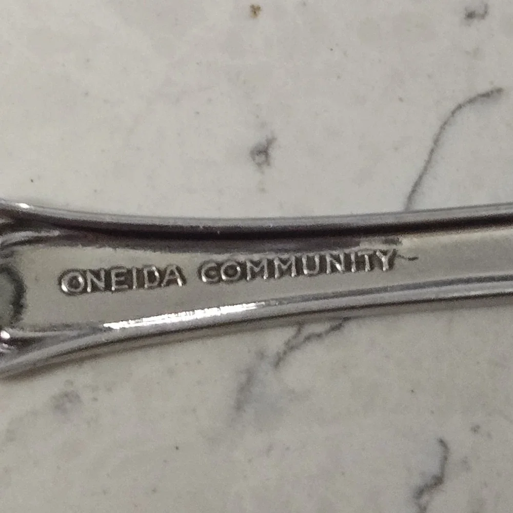 Mixed Lot of 12 Oneida Community Brahms 18/8 Stainless Steel Replacement Pieces